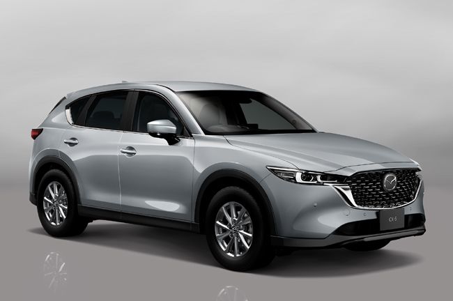 マツダCX-5が大幅改良。デザインと走行性能の進化に加えて、2タイプの